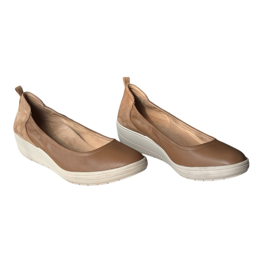 Vionic Jacey Ellery slip-on wedge heel closed toe dark brown leather shoe | 10 - Picture 2 of 12